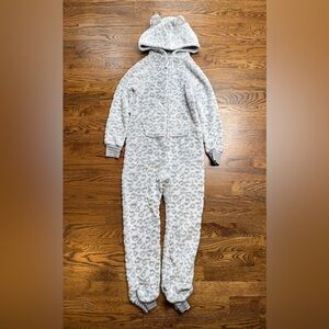 More Than Magic Gray Fleece Leopard Zippered Onesie Sleepwear Size 6-6X